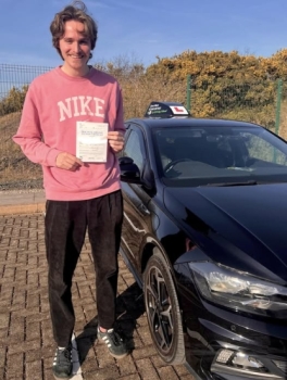That’s certainly a smile of a winner! <br />
Champion drive this morning Jacob Godfrey, huge congratulations on your first time pass, with just a few minor faults. <br />
Week on week, it’s been great to see you’ve developed both in skills, and confidence, ensuring your goal (to drive), hit firmly the back of the net! 🥅<br />
Another life skill ticked off…Now go enjoy it!!🚘