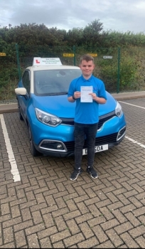 Well done Lewis for passing your driving test this morning!!! We are extremly proud of you ❤ Massive thanks to Dan Ashley - he couldn´t have had a better teacher ❤<br />
— with Denz´s Weekend Valets and Lewis Hart.