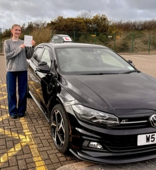 Massive congratulations Megan Pendleton on your ⭐️FIRST TIME PASS⭐️ with just 3 driver faults. Throughout your driving journey, you’ve remained calm and considered, which you certainly locked in this afternoon. Thanks for all the fun chats and best of luck with the incoming A Levels! <br />
Keep safe and look forward to seeing you out on the roads very s🛞🛞n!
