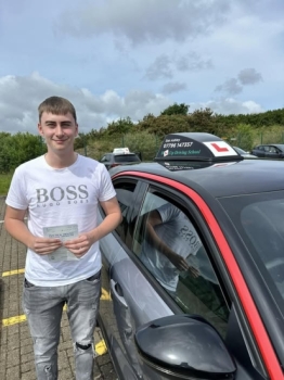 A first time pass for Riley this morning with only 1 driver fault!<br />
Super proud of you today mate, you have put so much effort in to achieve this. Congratulations!<br />
Stay safe on the roads and enjoy your well earned freedom! 🥳